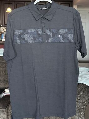 Travis Mathew Men’s Polo Size Medium